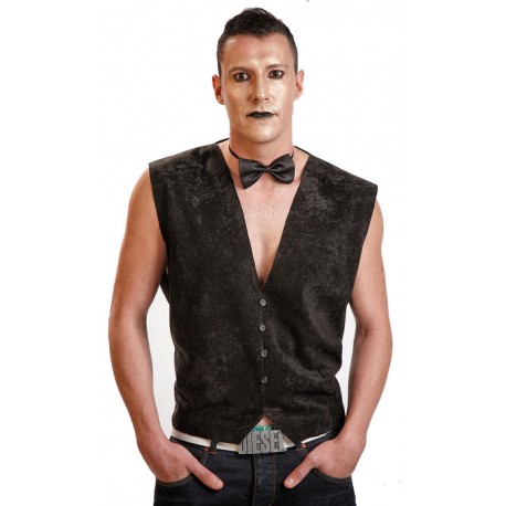 Outfit chaleco negro hombre