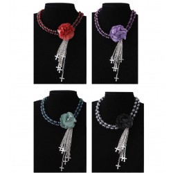 COLLAR CON FLORES