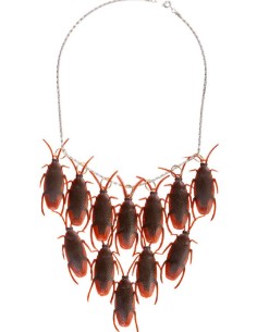 COLLAR DE CUCARACHAS  2